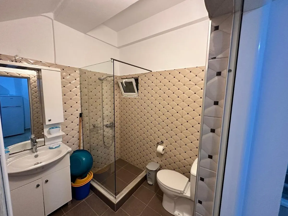 Marina'S Studios Himare Apartment